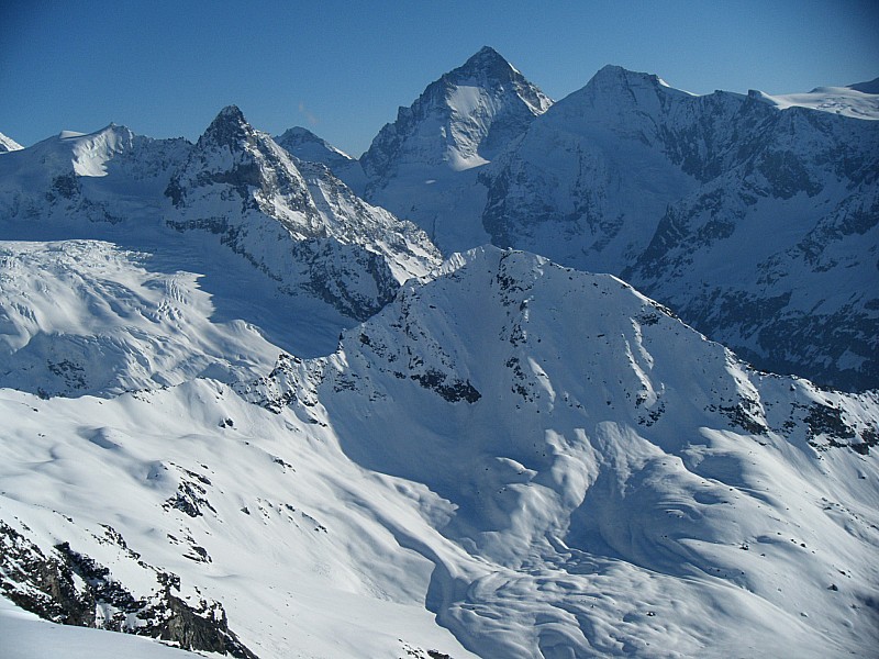 à la cab de Tracuit : autres sommets mythiques : Dent Blanche et Grand Cornier