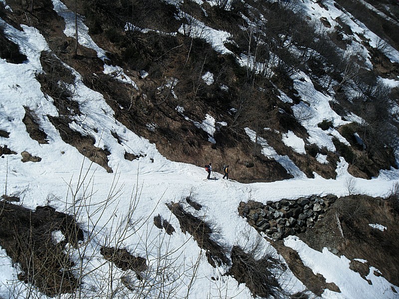 descente sur Zinal : descente rive G de la Navisence