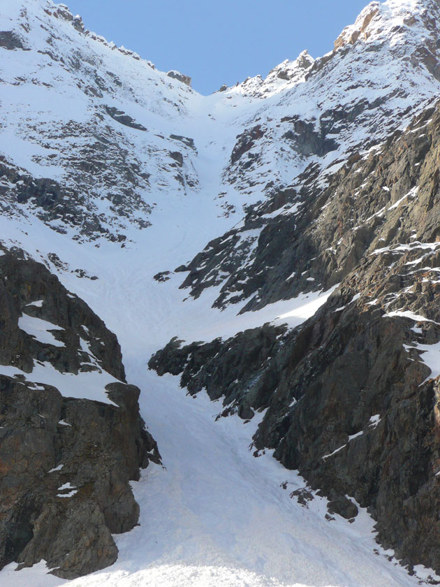 Couloir : Dommage : le haut est incroyablement rempli... mais goulotté