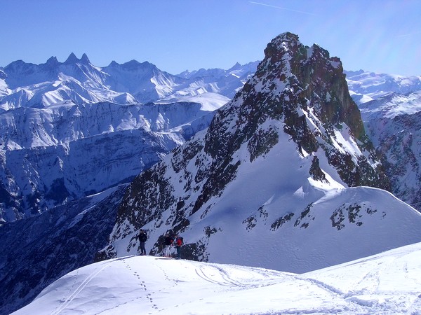 Départ du Col des Fontaines : De jolis paysages autour du col. Ca fait plaisir de skier dans ce cadre.