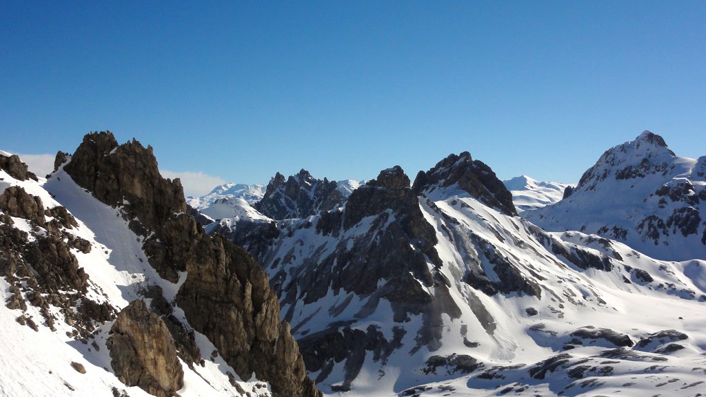 vers la NE : Aiguille noire en arrière plan