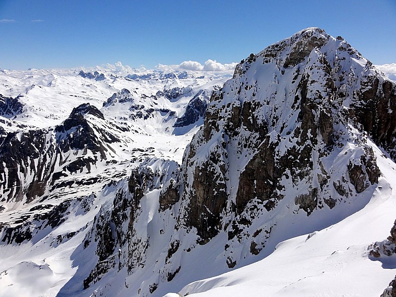 sommet Est : entrée couloir