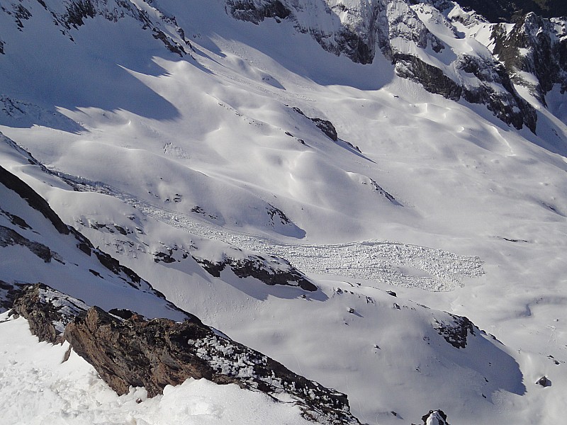 Avalanche : Grosse plaque de fond sous la Pte du Vallonnet