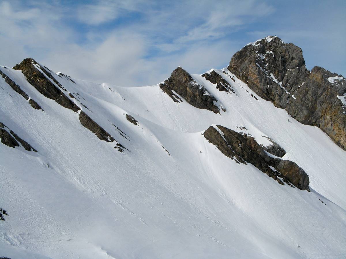 combe de la Torchère : Du côté des Parrossaz ... du monde dans la petite combe que je viens de descendre