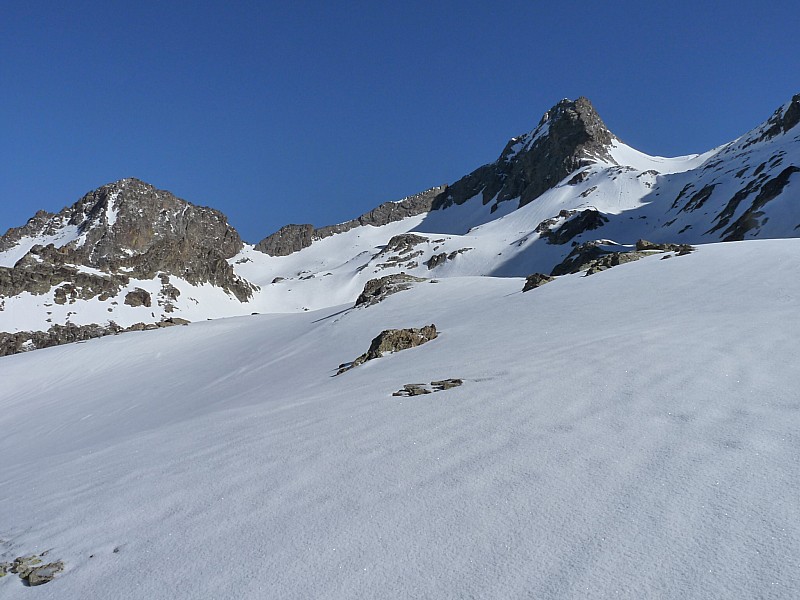 St-Robert et collet éponyme : et Gélas.