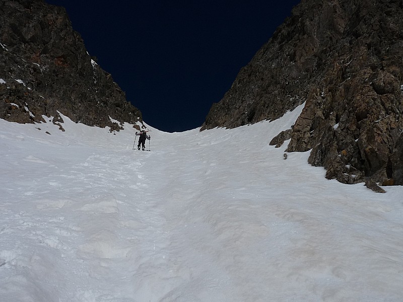 Benjamin : dans le couloir.