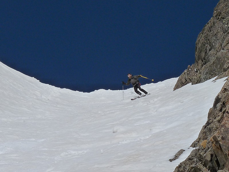Benjamin s'éclate dans : le couloir en excellentes conditions.