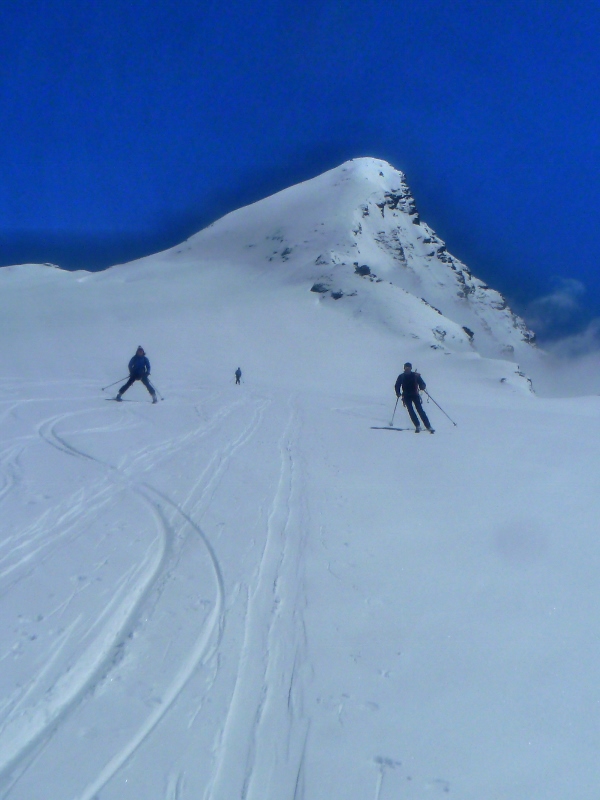 ecole de ski : Béran en chasse la neige