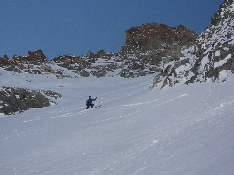 Barre Noire : xav dans le couloir