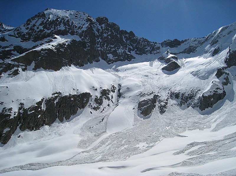 Vallon des Etages : Les monstres coulées ... dans les pentes de Clot Chatel ... mais il y a un passage !!!