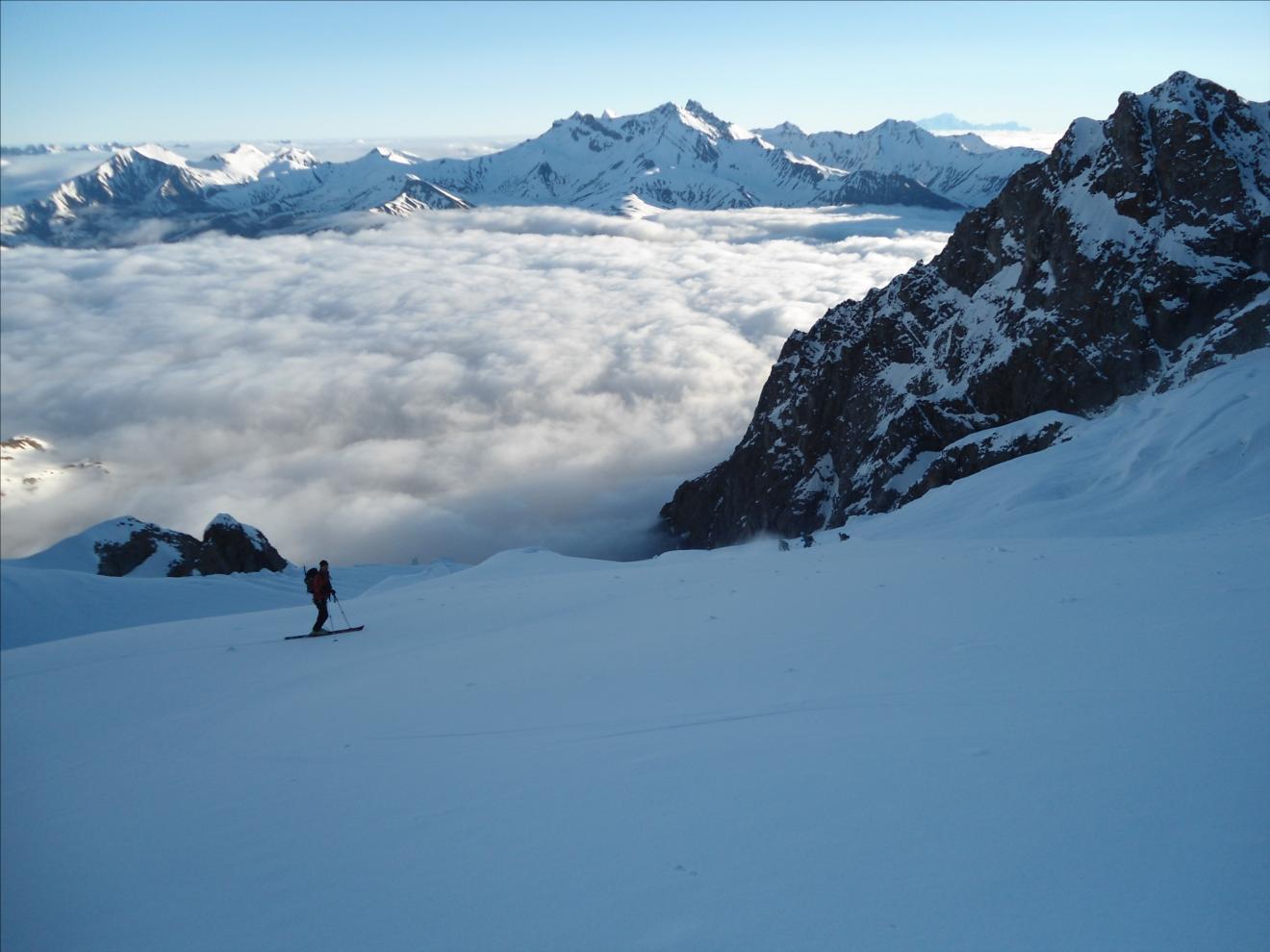 Face Nord Meije : Mont Blanc en vue au fond