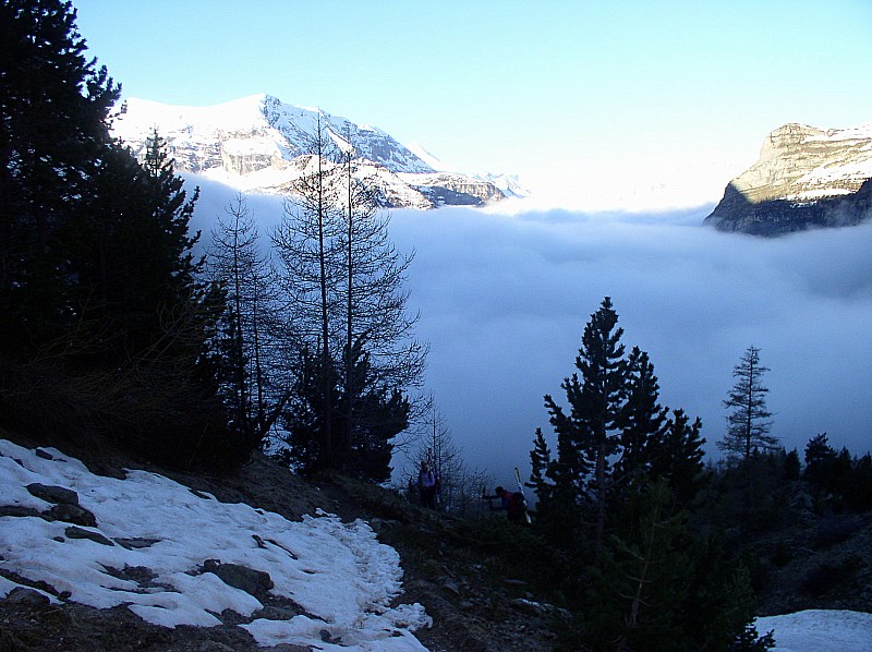mer de nuage : Grand beau au dessus des nuages