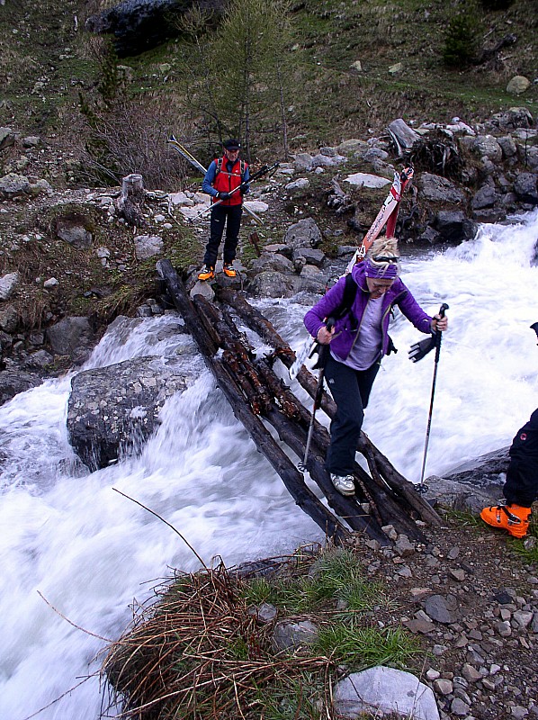 Pont : heureusement pont de fortune