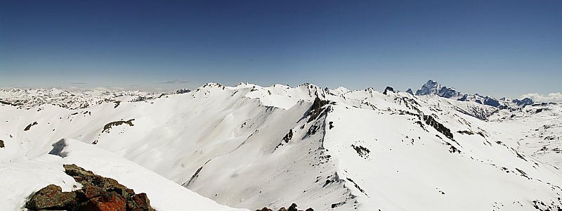 La cula sur fond de Viso