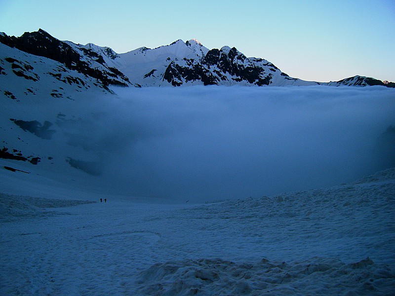 approche du glacier de Surette : premier matin du monde, on dirait