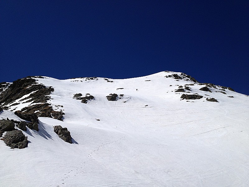 Cime Borgonio : les Italiens montent à pieds.