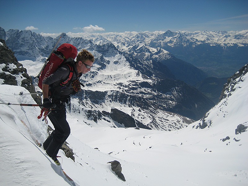 08/05 : Christo bascule entre Suisse et Italie au Col de l'Amiante