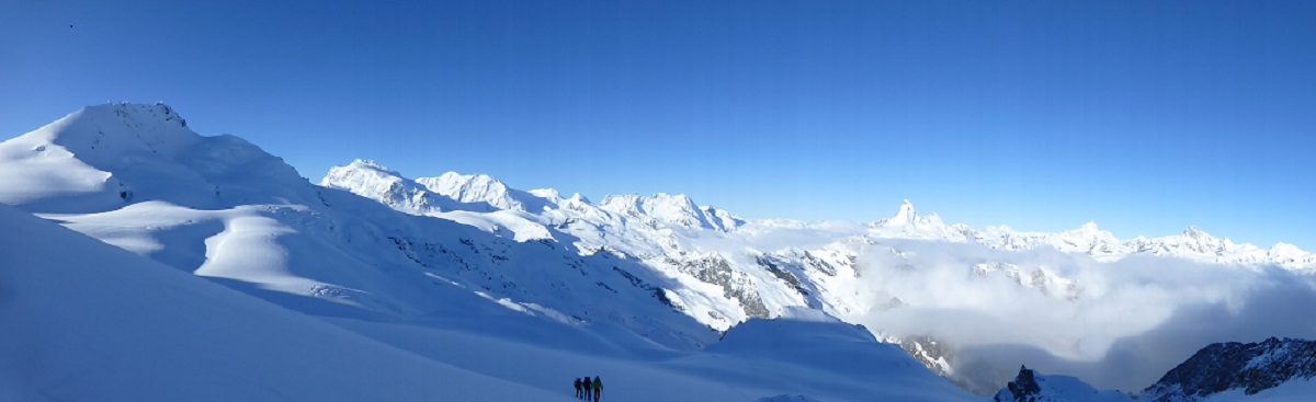 #8 Panoramique : Vue panoramique sur le massif du Mt Rose où nous étions hier....Merci pour la photo Bernard R.!! Panoramique : Vue panoramique sur le massif du Mt Rose où nous étions hier....Merci pour la photo Bernard R.!!