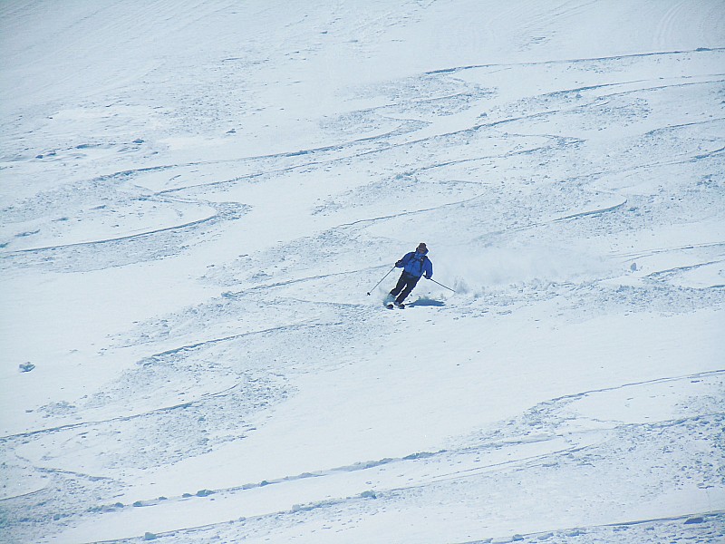 Etendard : La descente. Du bon ski en prime-time.