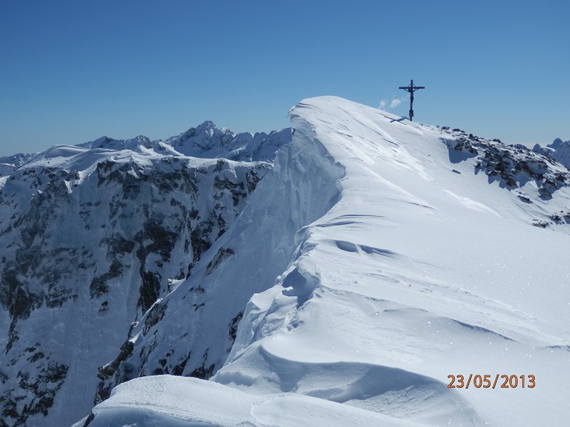 Cime de la Lombarde : Belle corniche sommitale