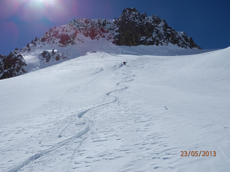 Première descente : Un bon passage en poudre