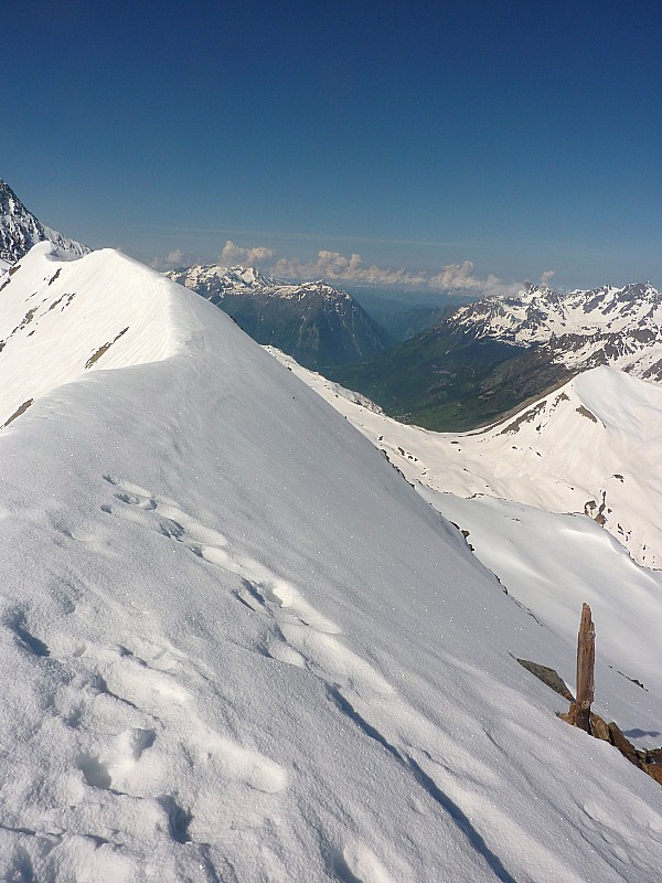 Dorsale : Inutile d'aller se promener sur l'arête.