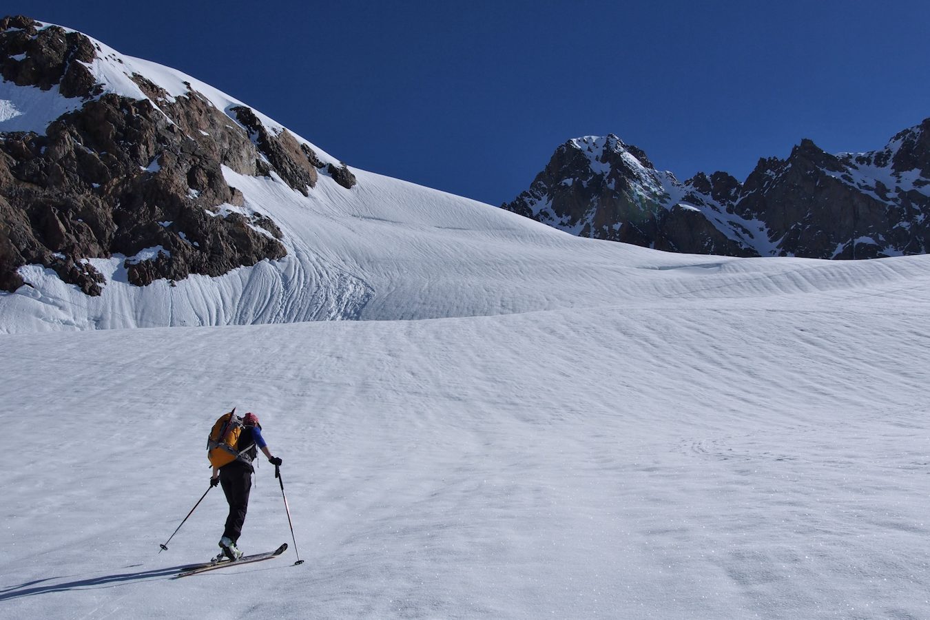 Le glacier : Bien bouché sur l'itinéraire.
