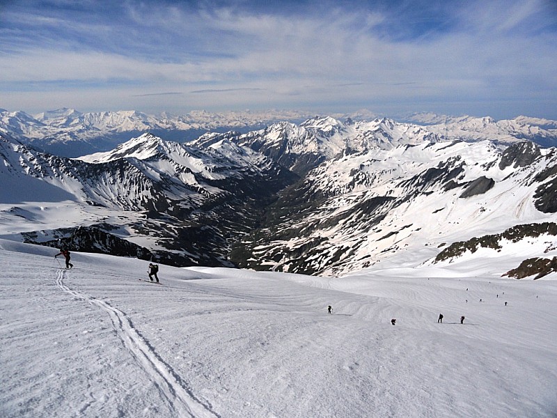 Aiguille des Glaciers : Beaucoup de monde qui suit...