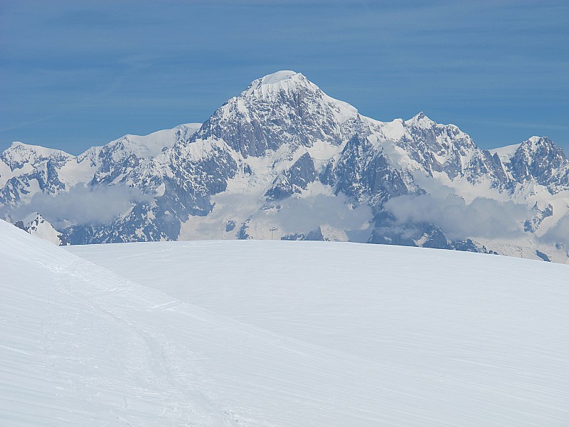 Mont Blanc : Le toit des Alpes juste en face.