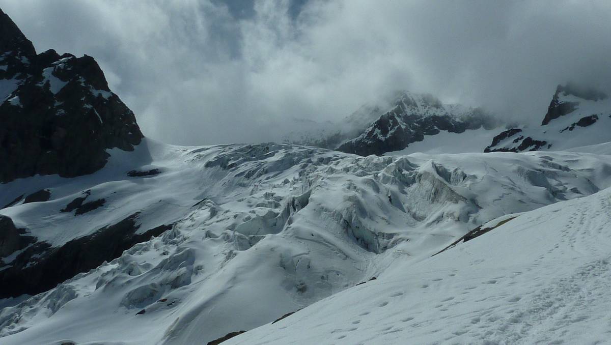 Glacier Blanc : la barre de serac est bien remplie