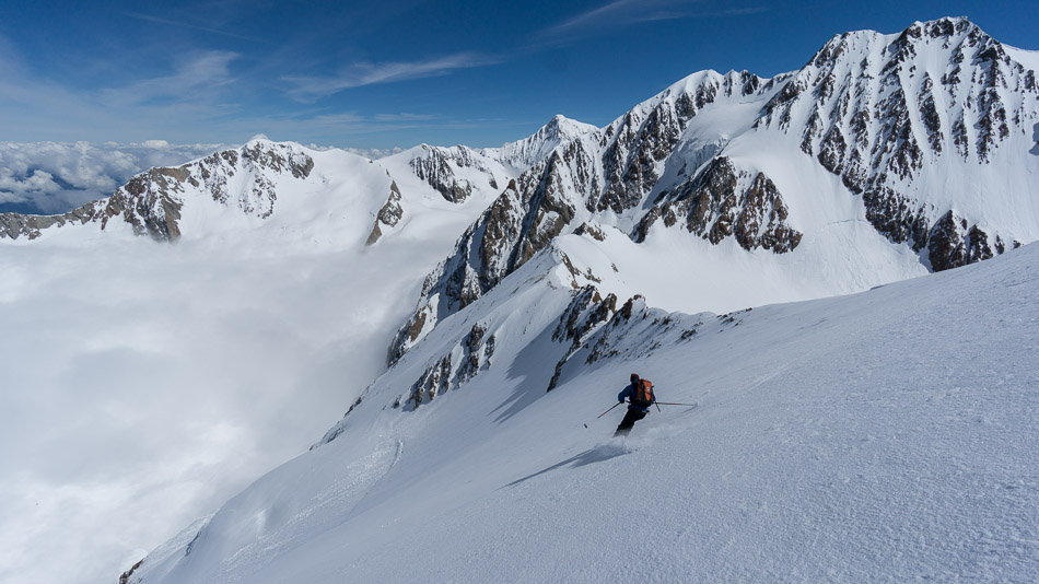 Entrée dans la NW : face aux Domes de Miage. On se régale