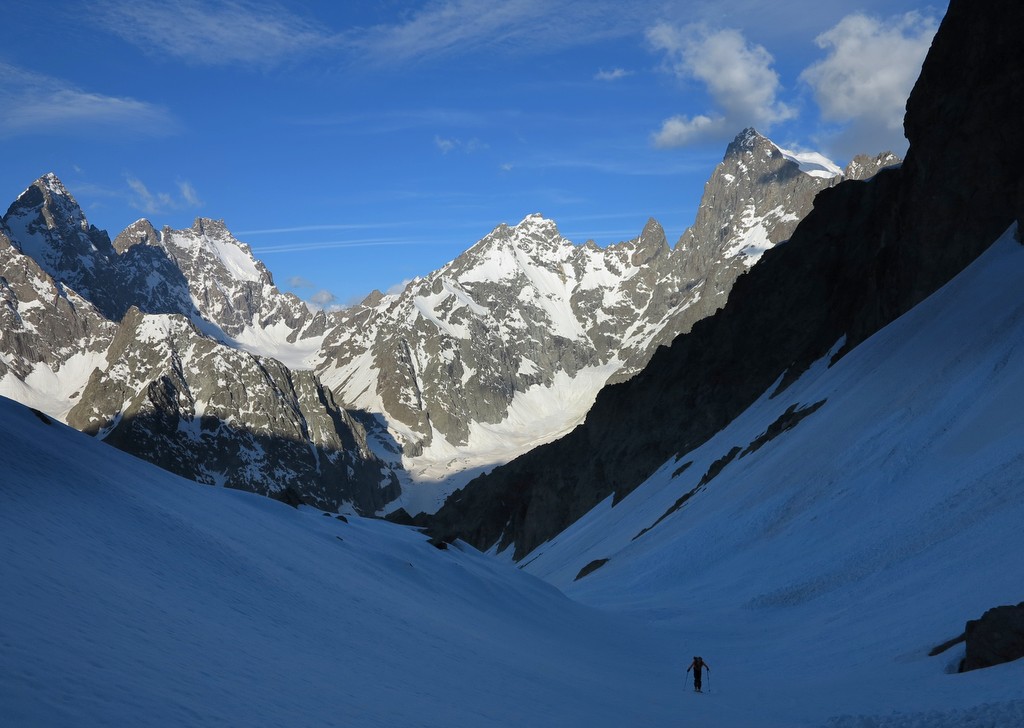 Sous la Crête des Pavéous