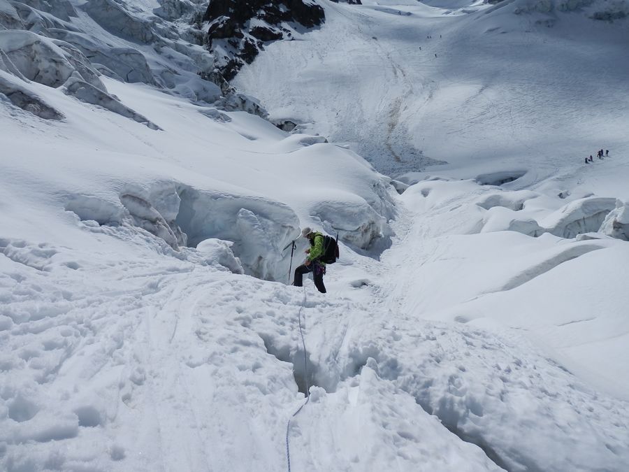 Jonction : Encore plutôt bien fermée, mais prudence, on s'encorde
