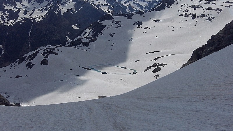Etang de Roumazet : Halo bleu lagon