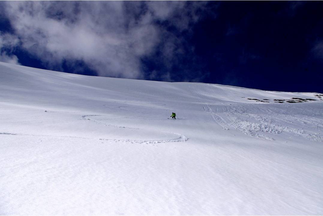 Descente du sommet : C'est parti pour 1000m de descente du glacier des Plattes italien.