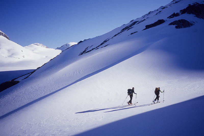 #8 Lumières sur le Rhône : le glacier du Rhône dans le fond Lumières sur le Rhône : le glacier du Rhône dans le fond