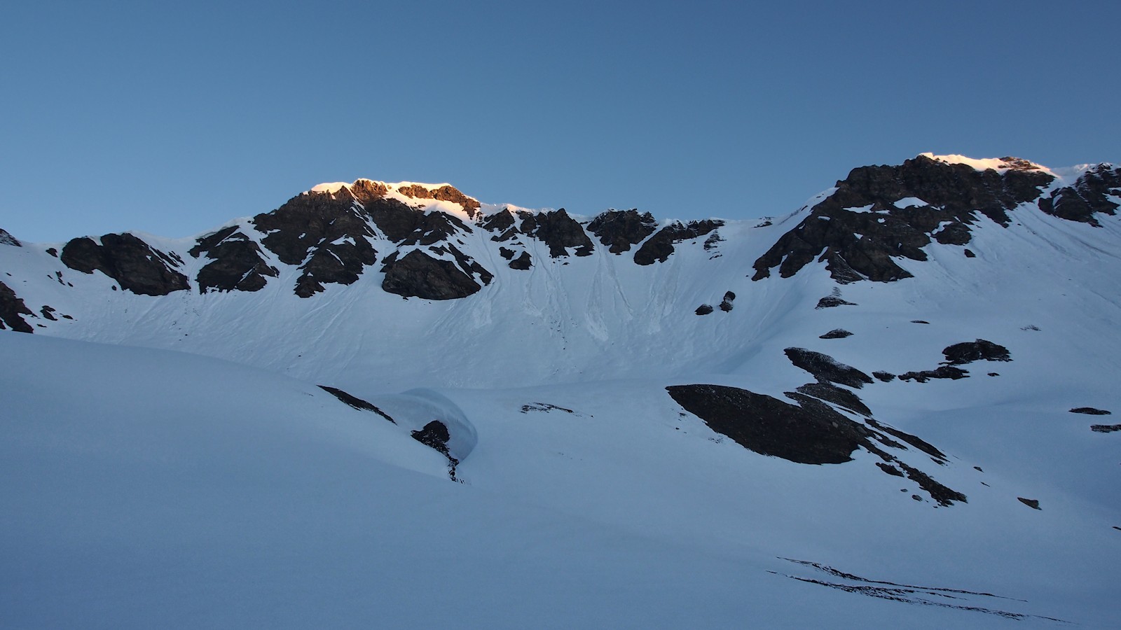 #1 Pelaou Blanc : Les premiers rayons de soleil Pelaou Blanc : Les premiers rayons de soleil