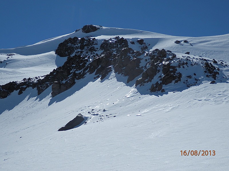 Ascension : Vue sur notre objectif : le Cerro Pirigallo