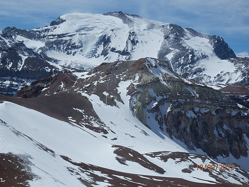 Cerro El Pintor et Cerro : El Plomo bien ventés