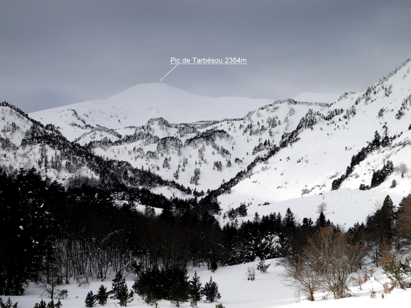 Objectif Tarbésou 2364m : Vue depuis l'Orri de la Vallée de la Maure
