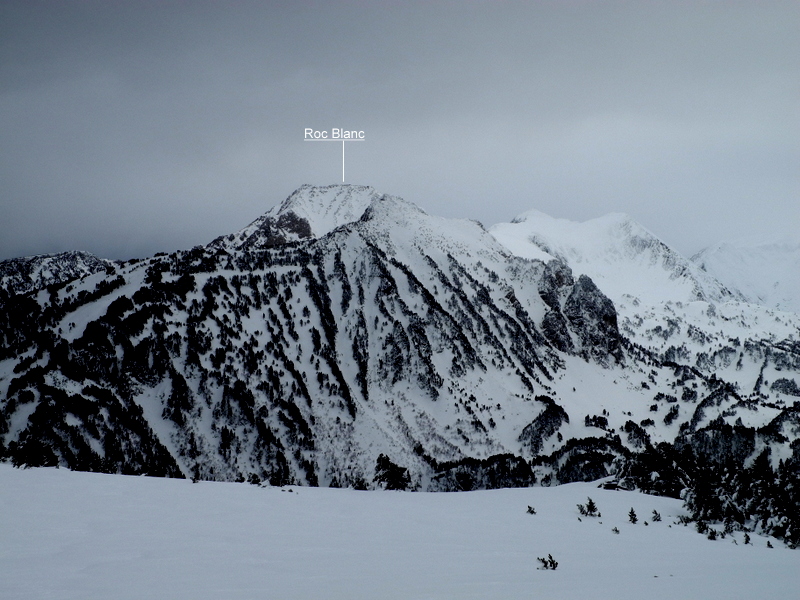 Vue sur le Roc Blanc : Vue sur le Roc Blanc depuis Canrusc