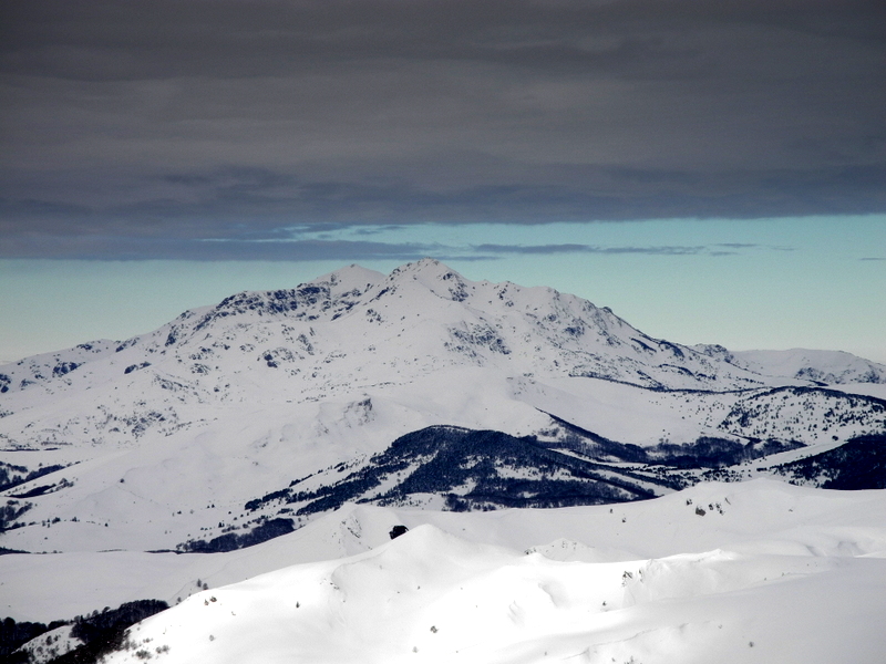 Le Massif de Tabe : Vue sur le massif de Tabe avec le Pic de Soularac et du St Barthélémy depuis la crête de Mounégou