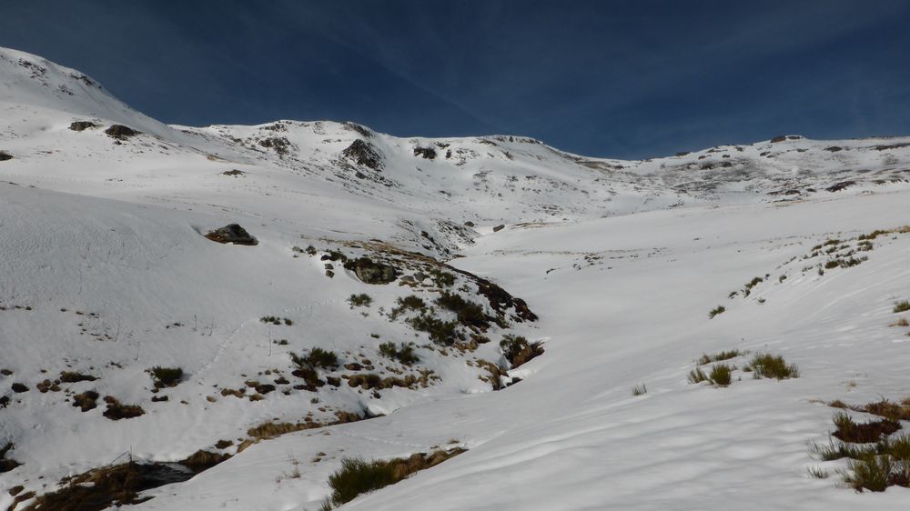 #6 Remontée vers la Pourtoune : Un des secteurs les plus enneigés. Remontée vers la Pourtoune : Un des secteurs les plus enneigés.