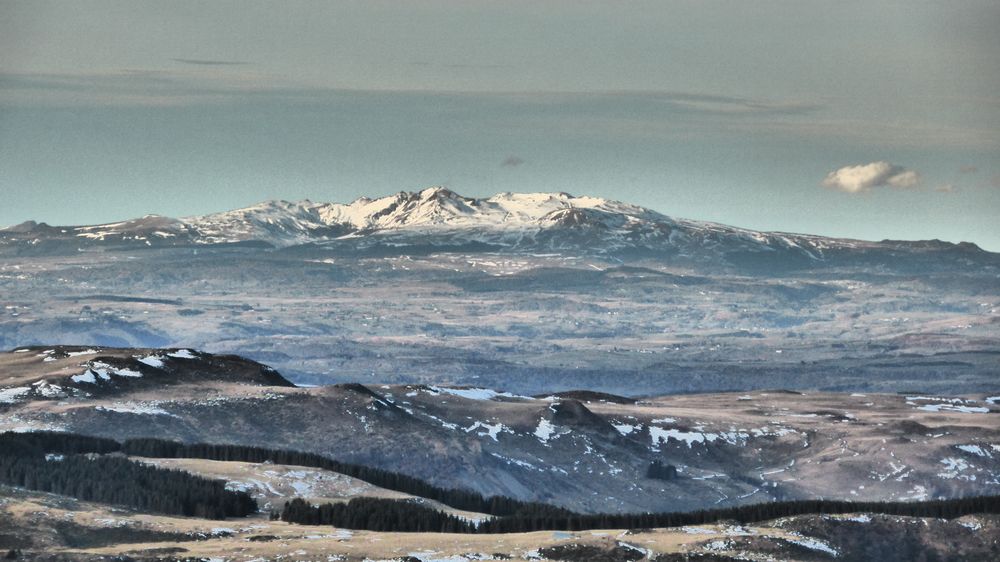 #13 Sancy : A portée de skis, les bonnes années... Sancy : A portée de skis, les bonnes années...