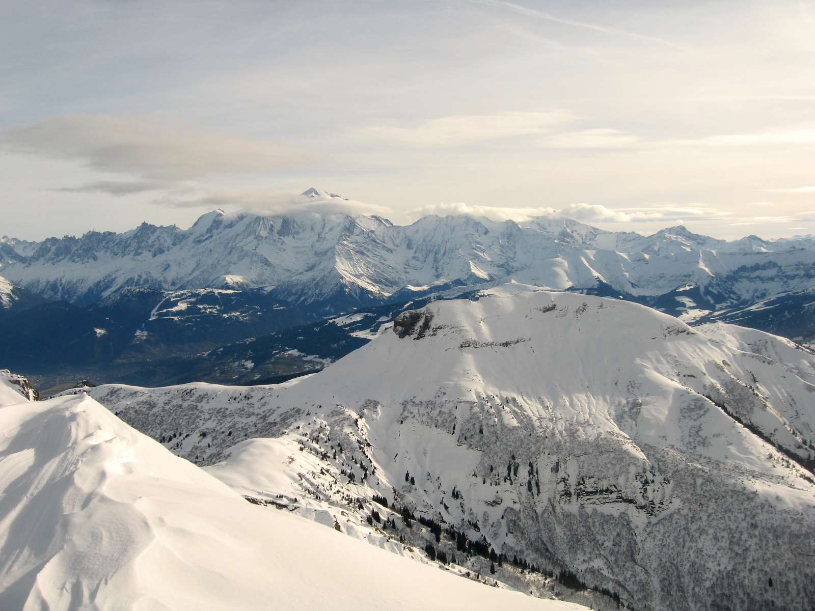 Mt Blanc : Mt blanc dans son écharpe