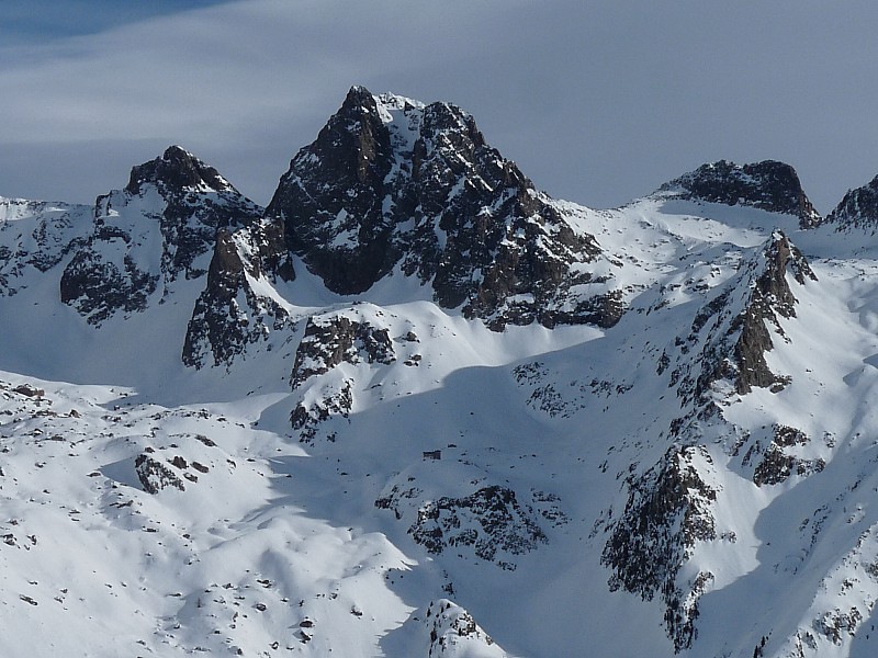 Le refuge Remondino : sous la Nasta.