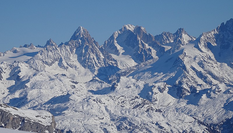 Chaine du Mt Blanc : Argentière, Chardonnet,Trient.