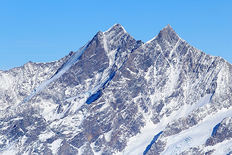 Dom et Täschhorn : Vue du Petit Cervin sur quelques 4000 majestueux : le Dom et le Täschhorn
