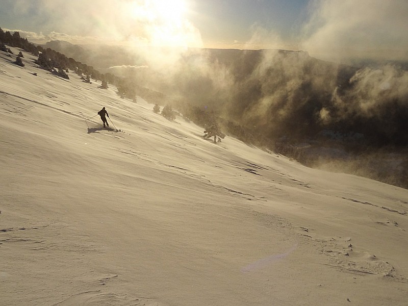 Dernière descente : Même avec des allumettes certains arrivent à skier