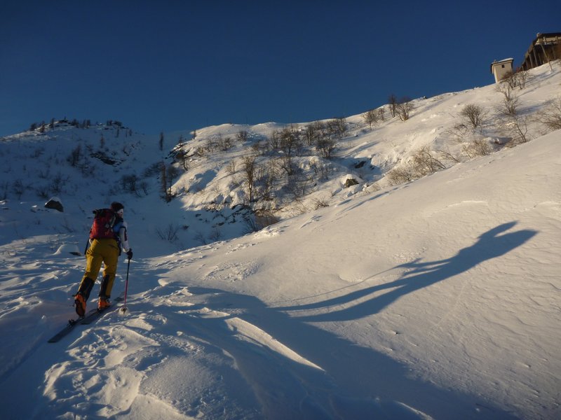 Monte Rosso d'Ala : Montee au pas de charge sur cette premiere section, a 900m/h pour Feis devant, content d'avoir suivi, mais bien rince a la pause!